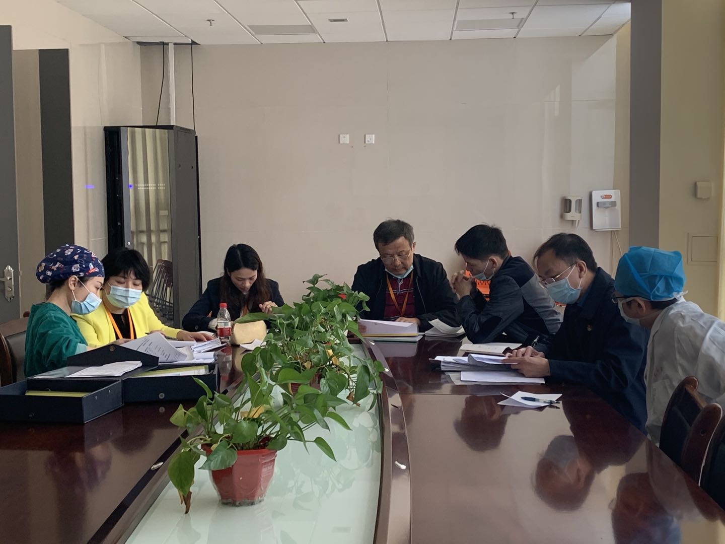 皇冠网址开展2020年度科室质量安全管理小组考评工作